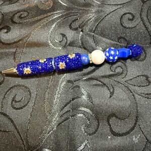 Sparkling Blue Beaded Pen with Floral Accents